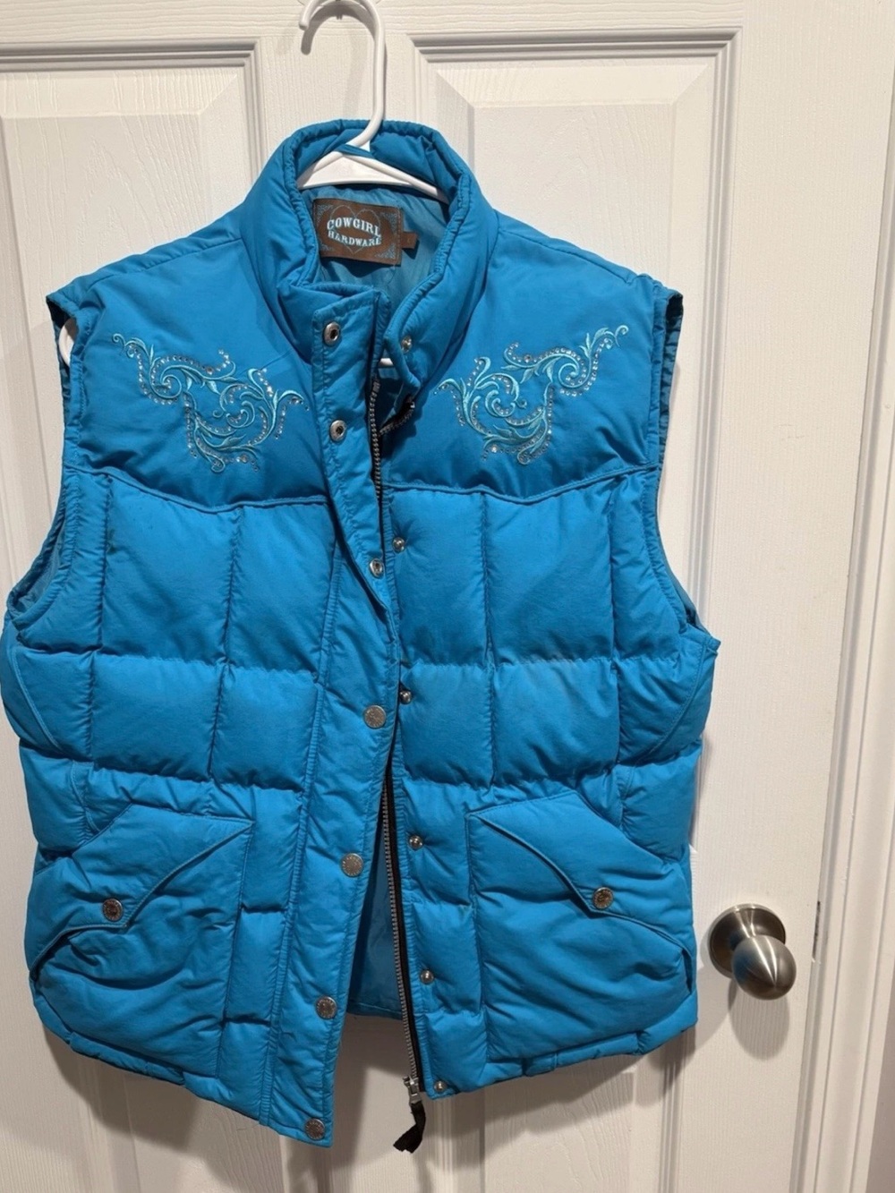 Cowgirl Hardware Women's Teal Quilted Puffer Vest